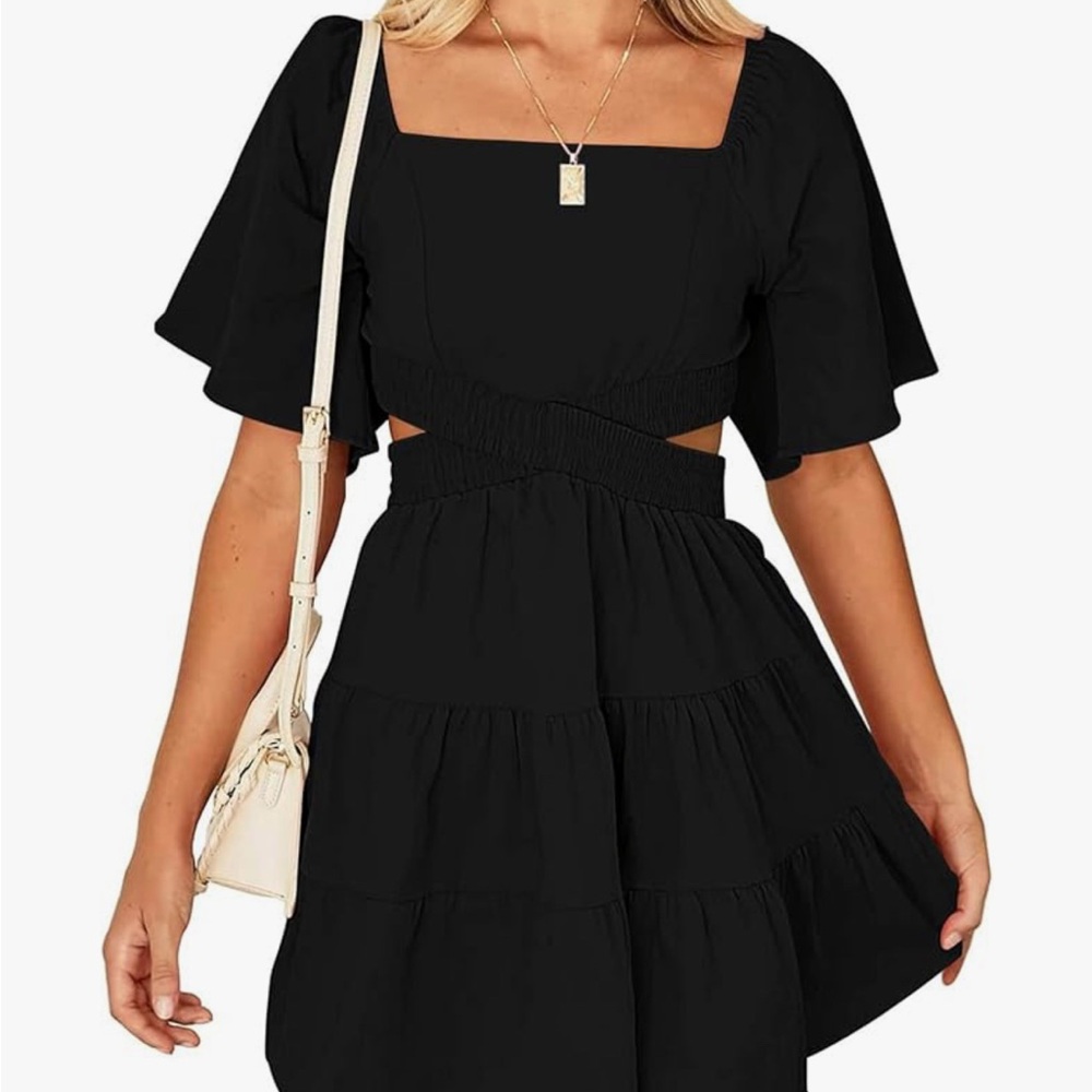 Black cut out‎ dress